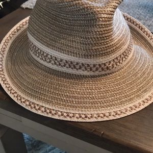 Erik Javits UPF 50+ summer hat